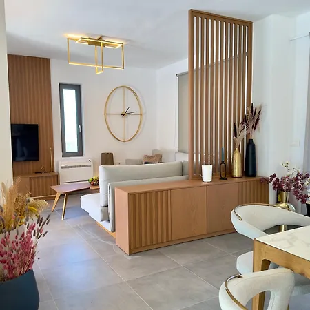 Eleni, Vamos Sea & Mountain View With Pool Willa *