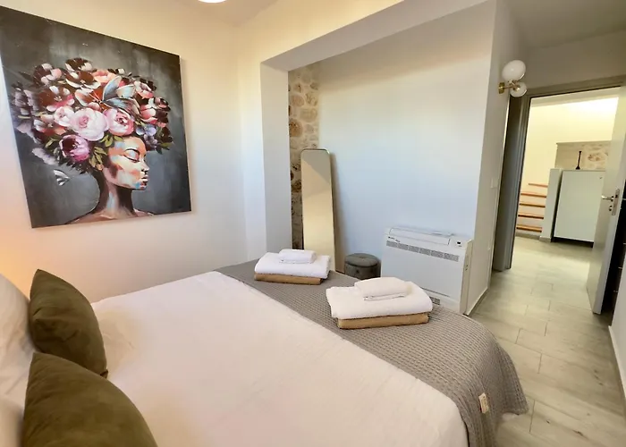 Eleni, Vamos Sea & Mountain View With Pool ヴィラ ハニア